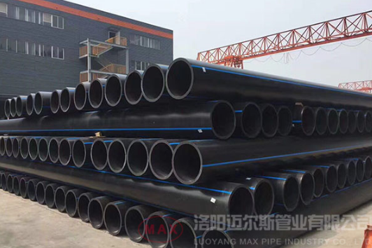 橡膠水管儲(chǔ)存